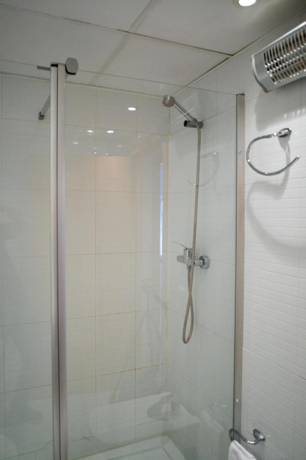 Florit Flats - Fantastic Apartment With Parking By The Malvarrosa Beach บาเลนเซีย ภายนอก รูปภาพ